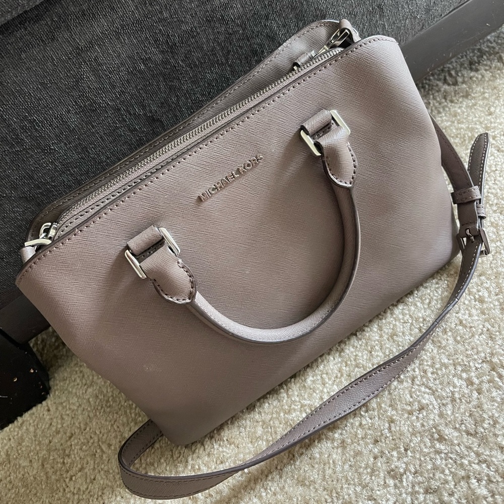 Michael Kors purse